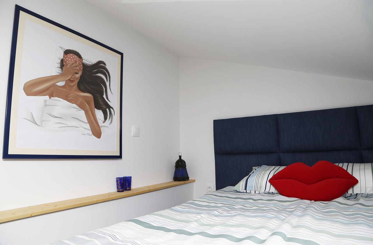 Mini Flat Apartman เปตช์ ภายนอก รูปภาพ